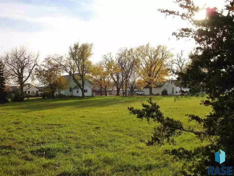 1220 E Fourth St, Freeman, SD 57029 photo 24