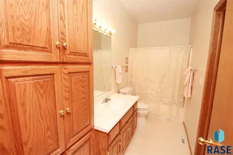 6002 S Tomar Rd, Sioux Falls, SD 57108 photo 15