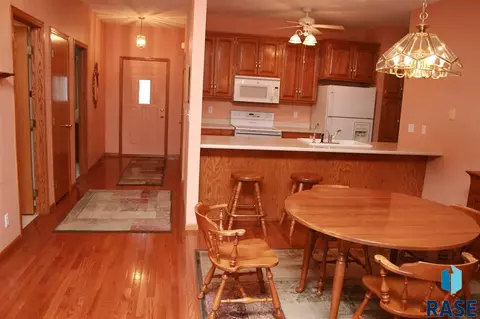 6002 S Tomar Rd, Sioux Falls, SD 57108 photo 8