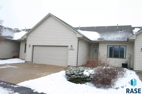 6002 S Tomar Rd, Sioux Falls, SD 57108 photo 1