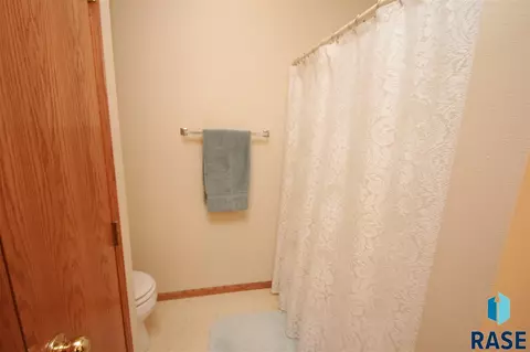 6002 S Tomar Rd, Sioux Falls, SD 57108 photo 16