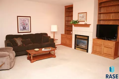 6002 S Tomar Rd, Sioux Falls, SD 57108 photo 10