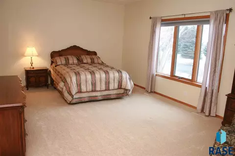 6002 S Tomar Rd, Sioux Falls, SD 57108 photo 12