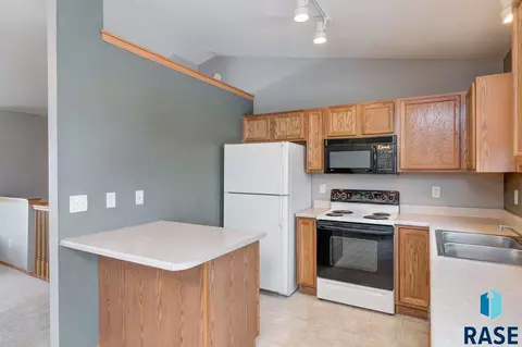 6908 W 67th St, Sioux Falls, SD 57106 photo 5