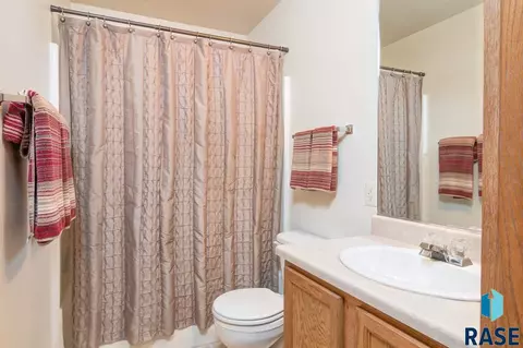 6908 W 67th St, Sioux Falls, SD 57106 photo 12