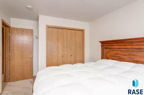6908 W 67th St, Sioux Falls, SD 57106 photo 9