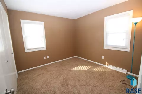 3505 E 24th St, Sioux Falls, SD 57103 photo 12