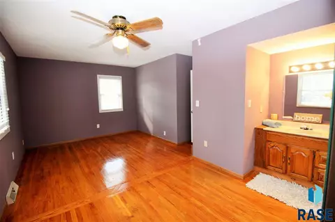 3505 E 24th St, Sioux Falls, SD 57103 photo 11