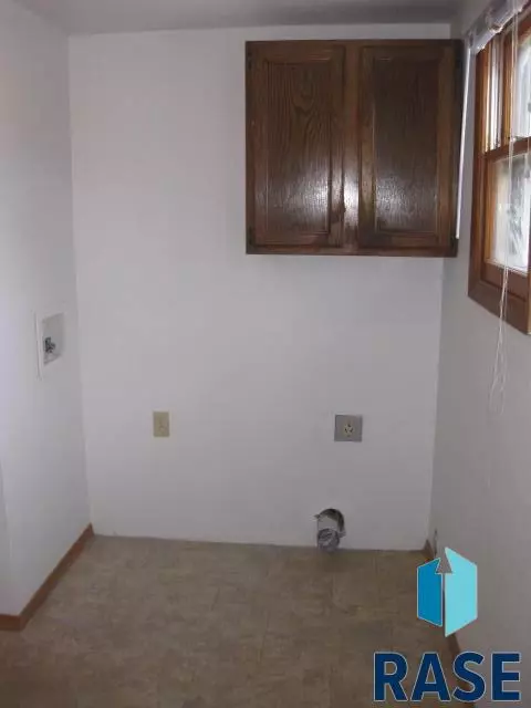 Undisclosed, Dell Rapids, SD 57022 photo 12