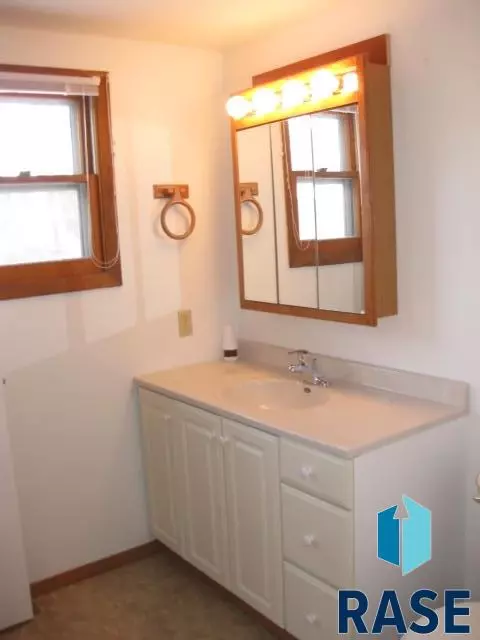 Undisclosed, Dell Rapids, SD 57022 photo 13