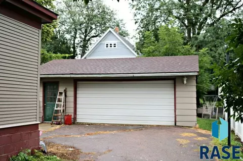516 N Main St, Canton, SD 57013 photo 24
