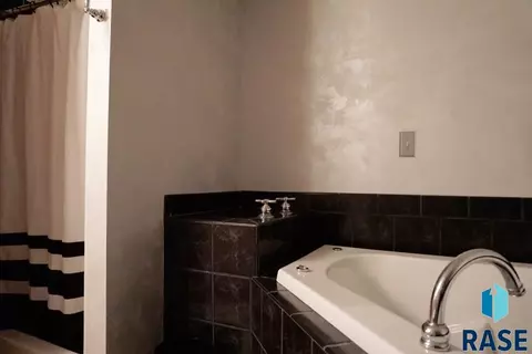 3600 E Dudley Ln, Sioux Falls, SD 57103 photo 23