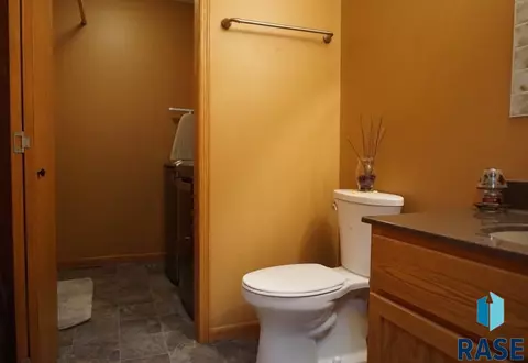 3600 E Dudley Ln, Sioux Falls, SD 57103 photo 10