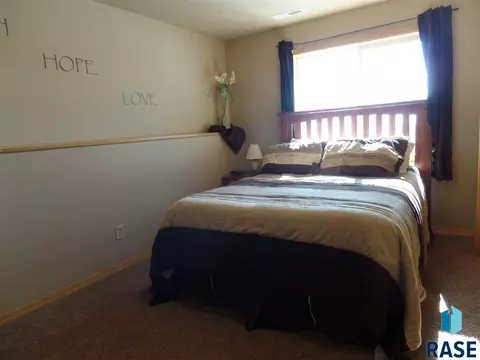 Undisclosed, Sioux Falls, SD 57107 photo 12