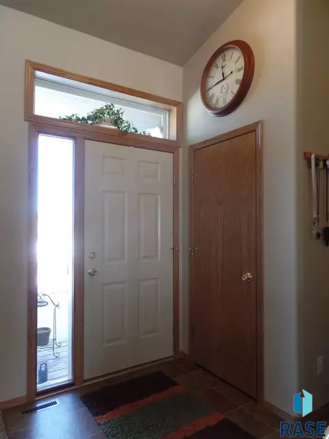 Undisclosed, Sioux Falls, SD 57107 photo 9
