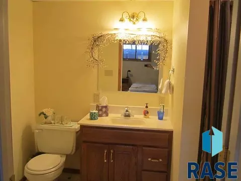 418 Cedar Ct, Madison, SD 57042 photo 26