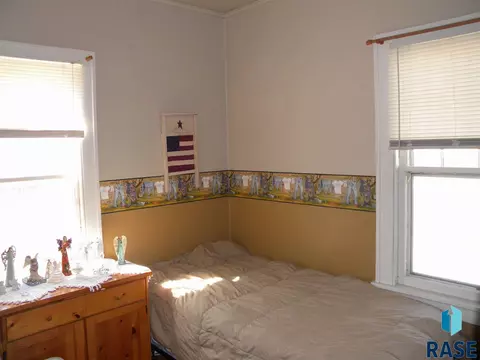 509 N Blanche Ave, Madison, SD 57042 photo 22