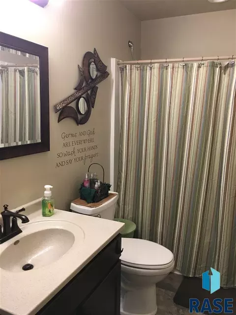 935 N Cole Ave, Tea, SD 57064 photo 22