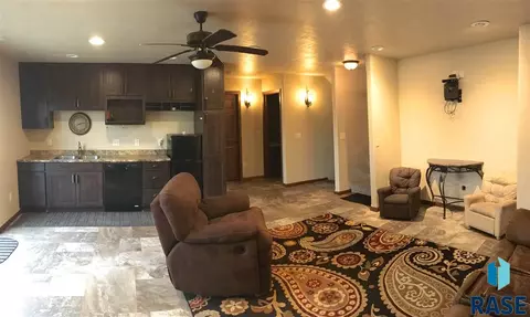 935 N Cole Ave, Tea, SD 57064 photo 12