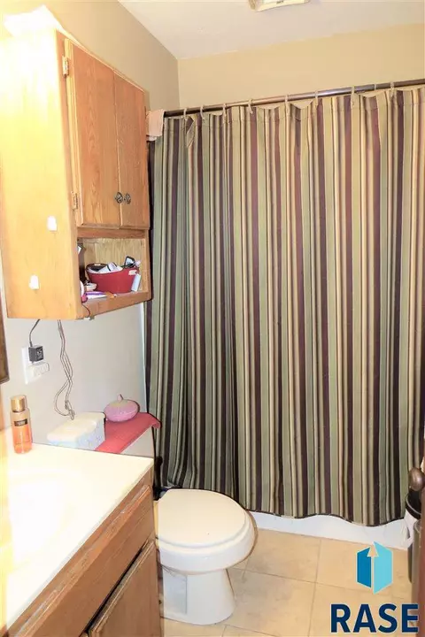 405 Cedar Ave, Marion, SD 57043 photo 8