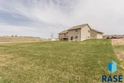 1205 N Caleb Ave, Sioux Falls, SD 57103 photo 27
