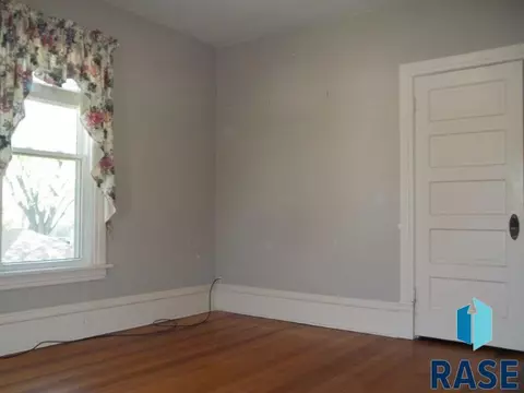 727 S Duluth Ave, Sioux Falls, SD 57104 photo 14