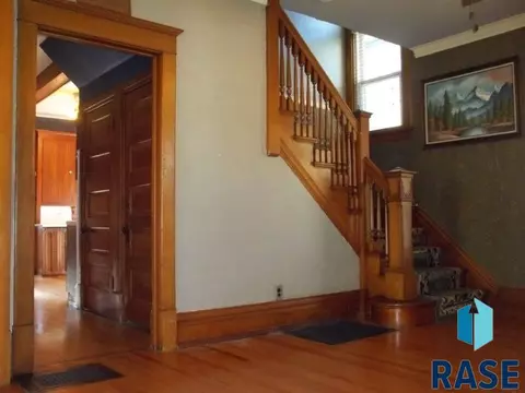 727 S Duluth Ave, Sioux Falls, SD 57104 photo 4