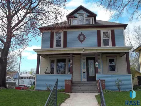727 S Duluth Ave, Sioux Falls, SD 57104 photo 1