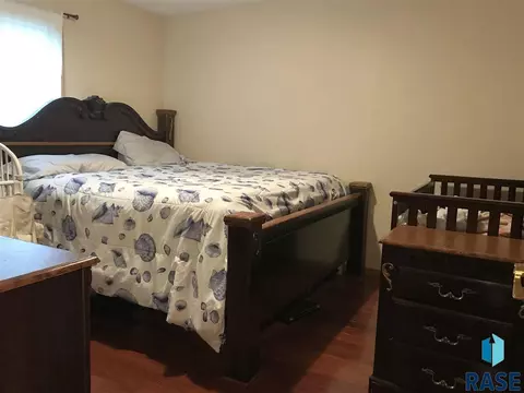 1929 E 33rd St N, Sioux Falls, SD 57104 photo 6
