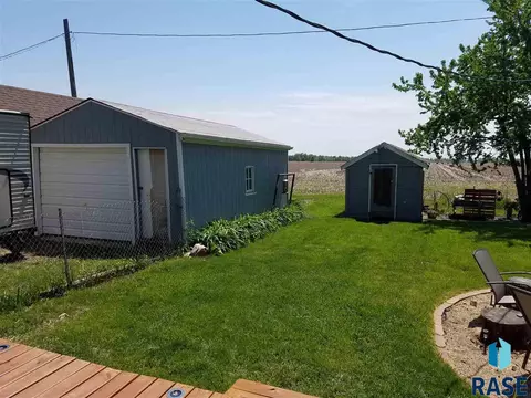 47429 258th St, Renner, SD 57055 photo 4