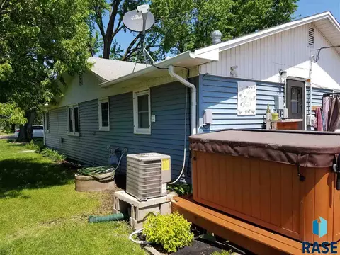 47429 258th St, Renner, SD 57055 photo 8