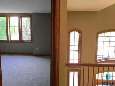 3001 W Donahue Dr, Sioux Falls, SD 57105 photo 27