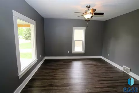 209 S Cherry St, Worthing, SD 57077 photo 11