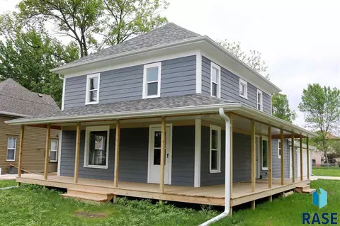 209 S Cherry St, Worthing, SD 57077 photo 1