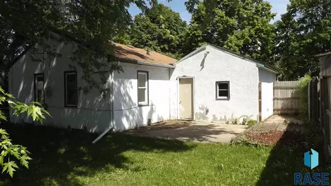 3001 E 18th St, Sioux Falls, SD 57103 photo 4