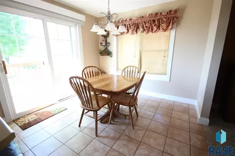 2113 E 63rd St, Sioux Falls, SD 57108 photo 6