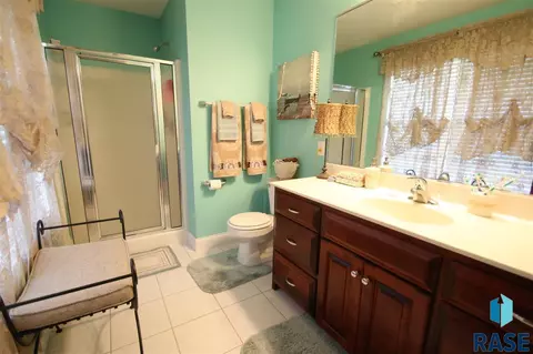2113 E 63rd St, Sioux Falls, SD 57108 photo 9
