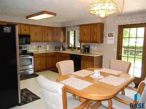 6300 W Westview Rd, Sioux Falls, SD 57107 photo 6
