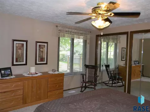 6300 W Westview Rd, Sioux Falls, SD 57107 photo 10