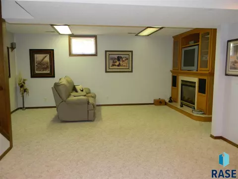 6300 W Westview Rd, Sioux Falls, SD 57107 photo 15