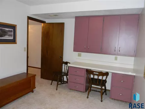 6300 W Westview Rd, Sioux Falls, SD 57107 photo 17