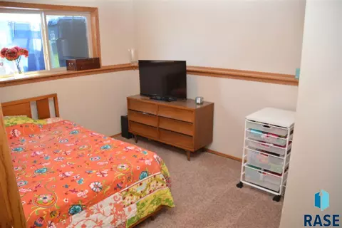 Undisclosed, Sioux Falls, SD 57107 photo 12