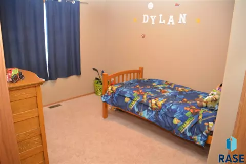 Undisclosed, Sioux Falls, SD 57107 photo 19