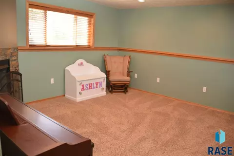 Undisclosed, Sioux Falls, SD 57107 photo 15