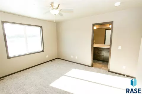 3609 E Brewster St, Sioux Falls, SD 57108 photo 15