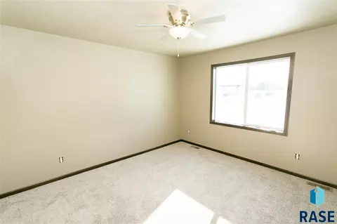 3609 E Brewster St, Sioux Falls, SD 57108 photo 14