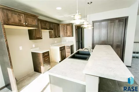 3609 E Brewster St, Sioux Falls, SD 57108 photo 4