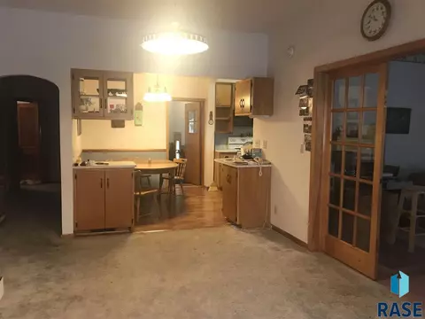 208 W Well St, Freeman, SD 57029 photo 8