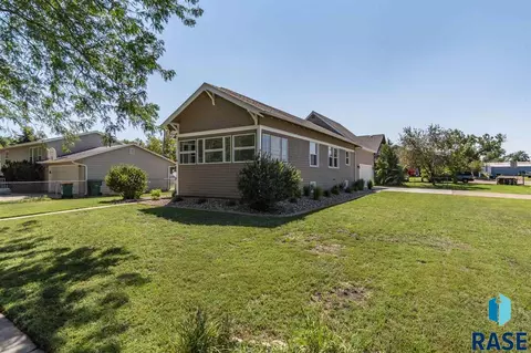2811 W Mcclellan St, Sioux Falls, SD 57104 photo 29