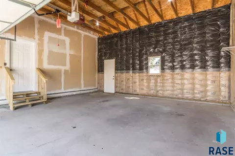 2811 W Mcclellan St, Sioux Falls, SD 57104 photo 30